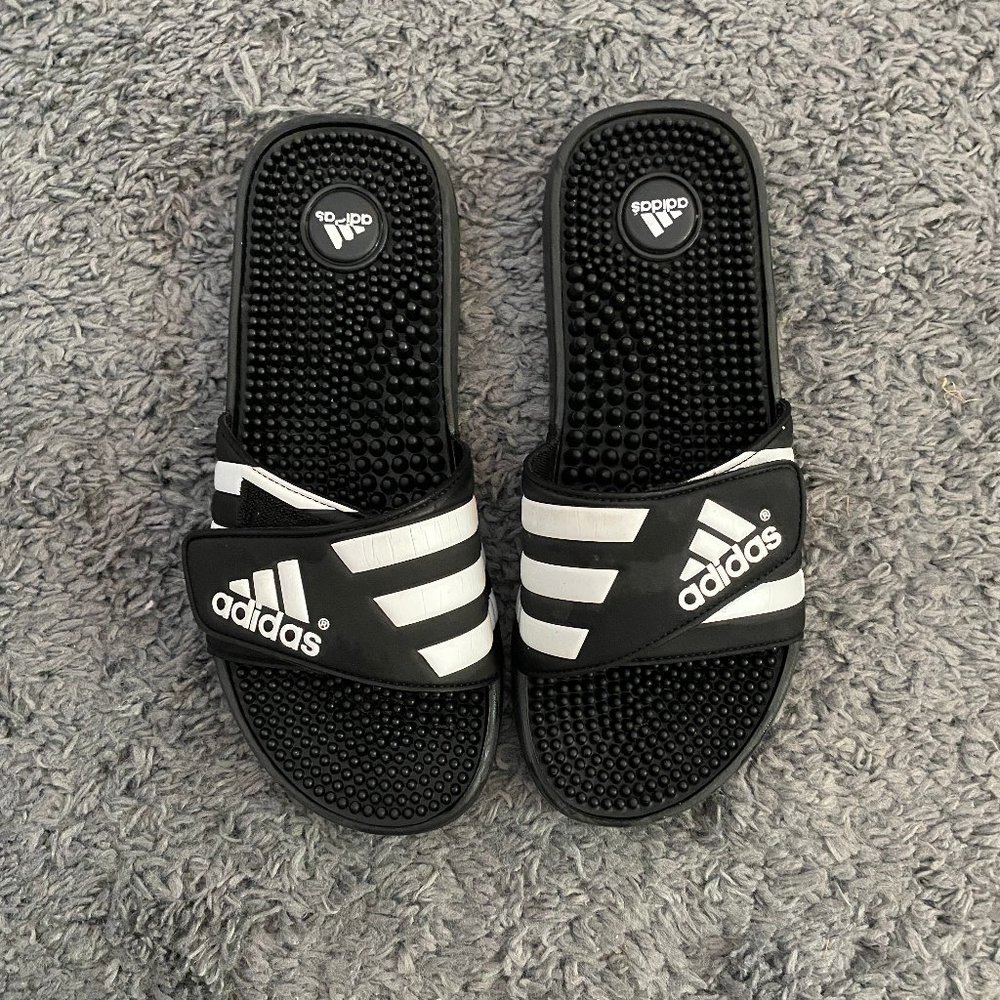 Adidas ADISSAGE SLIDES Women's 10